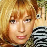 Алена Апина