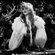 Suki Waterhouse - Back in Love