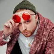 Обложка: Леша Свик, Niletto & Mary Gu & Lavrushkin & Tomboo - Аритмия (Alex Botcher Blend)