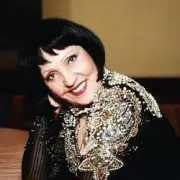 Обложка Галина Ненашева – Надела валенки