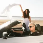 Обложка: MELOVIN & Lama - Мені так треба Вітрила!