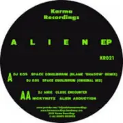 Обложка: Nickynutz - Alien Abduction