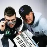 Обложка: Happy Sovok feat. Клюшки жгут - Не целуйте девушки диджеев (DJ Miv Ful Remix)