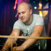 Обложка: Alexander Popov - Attractive Force