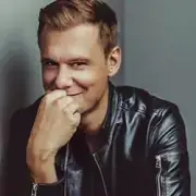 Обложка: Armin van Buuren - We Are Here To Make Some Noise (Radio Edit)