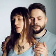 Обложка: Kate Soul & Олексій Копилов - Поламана любов