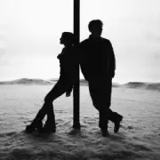 Обложка: ЕГОР КРИД & MONA - На кольцевой