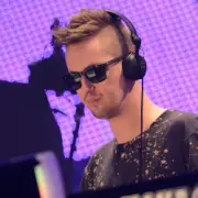 Обложка: Robin Schulz - Higher Ground