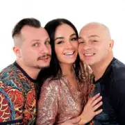 Обложка: Краски - Сегодня К маме я приехала домой