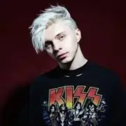 Обложка: Andrew Bayer - Counting The Points