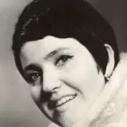 Обложка: Янина Бразайтене - Сердце любить должно