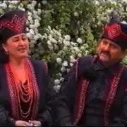 Обложка: Диана и Василий Матющенко - Один мiсяць сходить