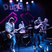 Обложка: Douglas Adams - Дождь