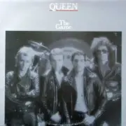 Обложка: Queen - Dragon Attack